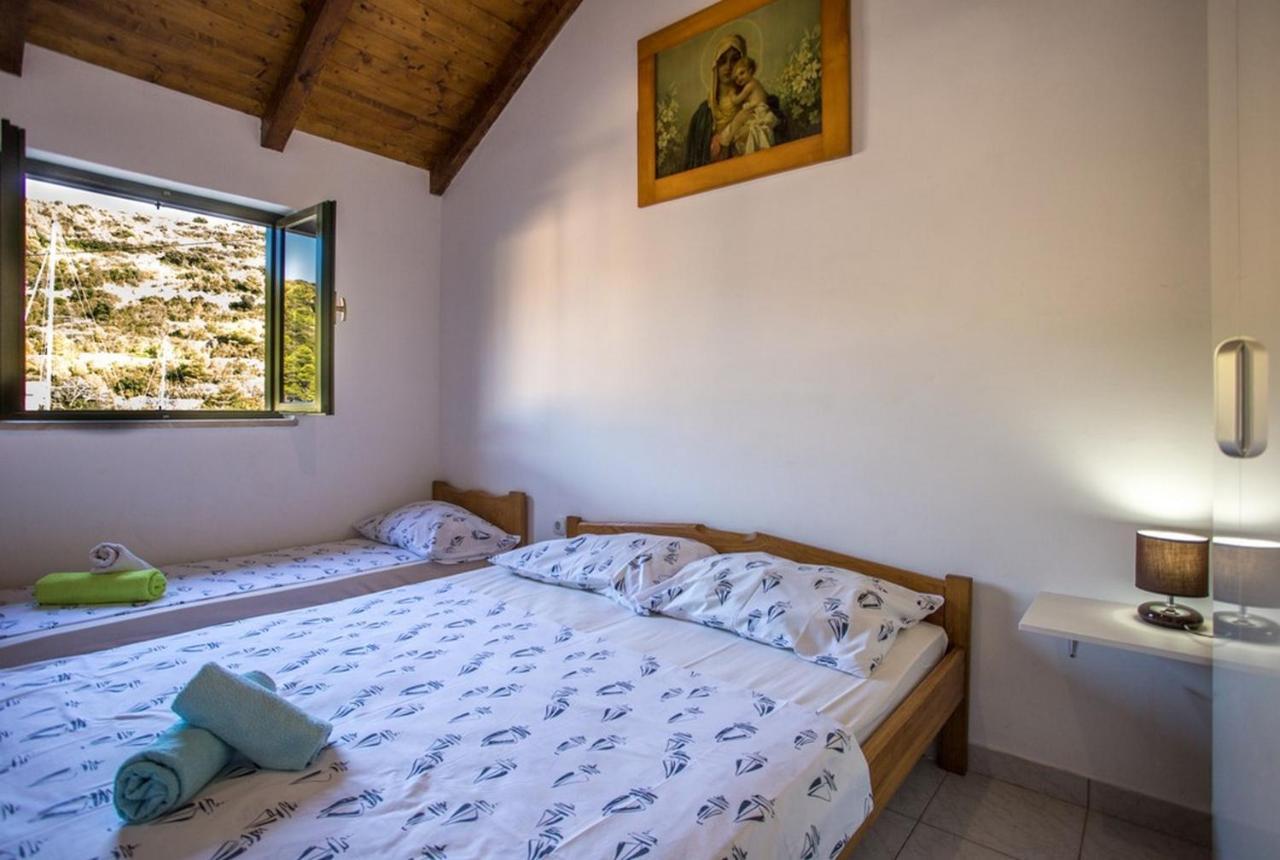 Holiday House Macic Вис Экстерьер фото